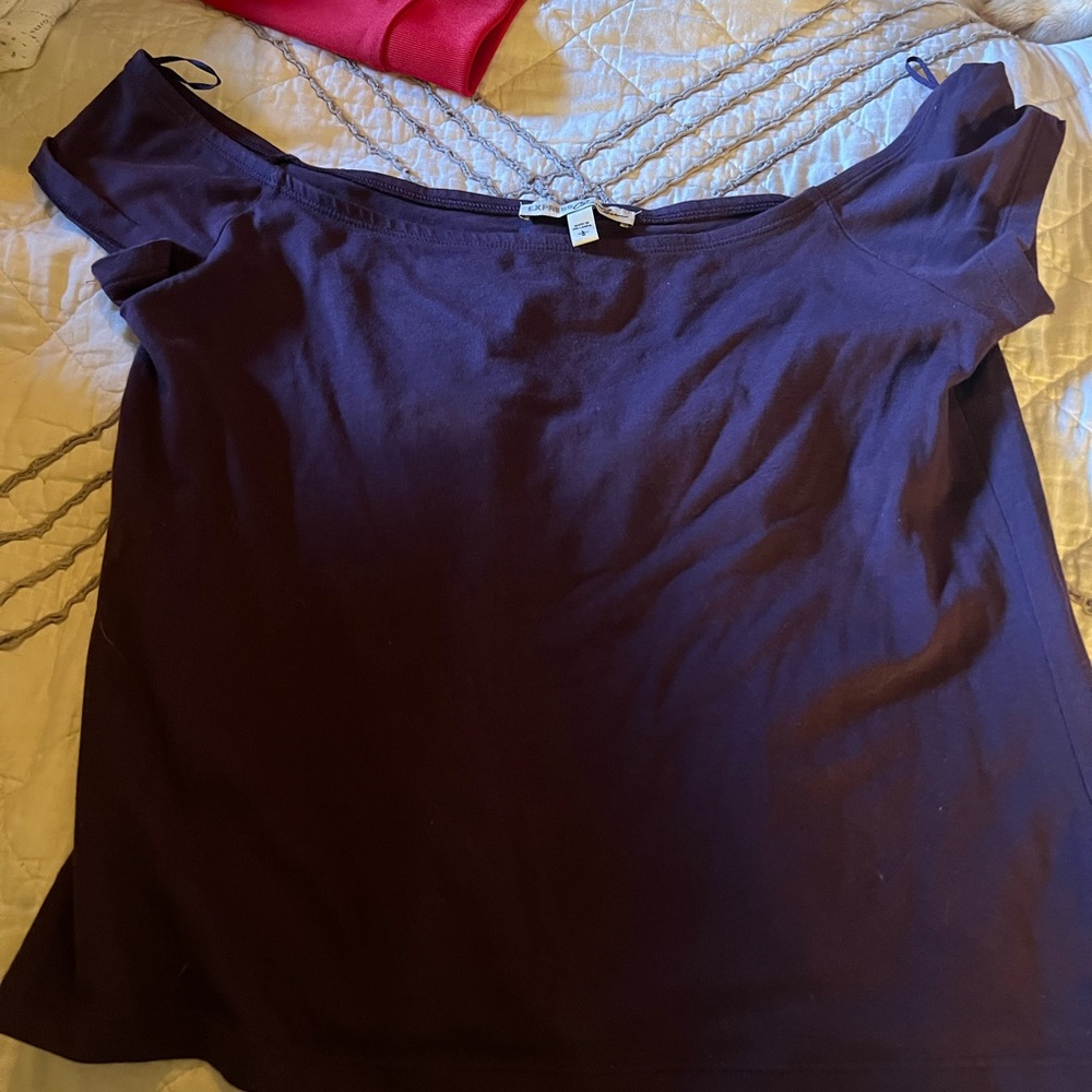 Express Women's Dark Purple Off-Shoulder Tee